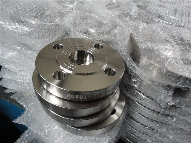 DIN 2848/2874 A182 F11/F12 Carbon Steel Welding Neck RF Flange